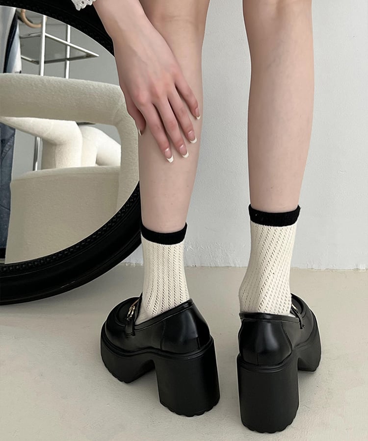 スクエアトゥチャンキーヒールビットロゴローファー11