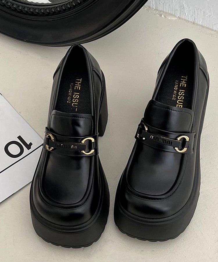 スクエアトゥチャンキーヒールビットロゴローファー17