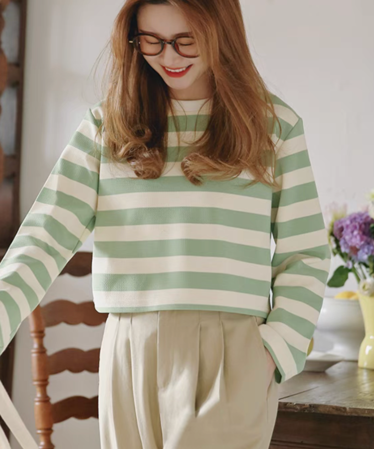 ラウンドネックワイドボーダーショートトップス