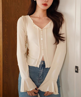 ベルスリーブスリムショートトップス