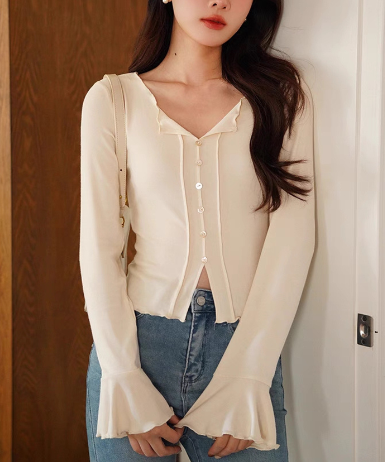 ベルスリーブスリムショートトップス