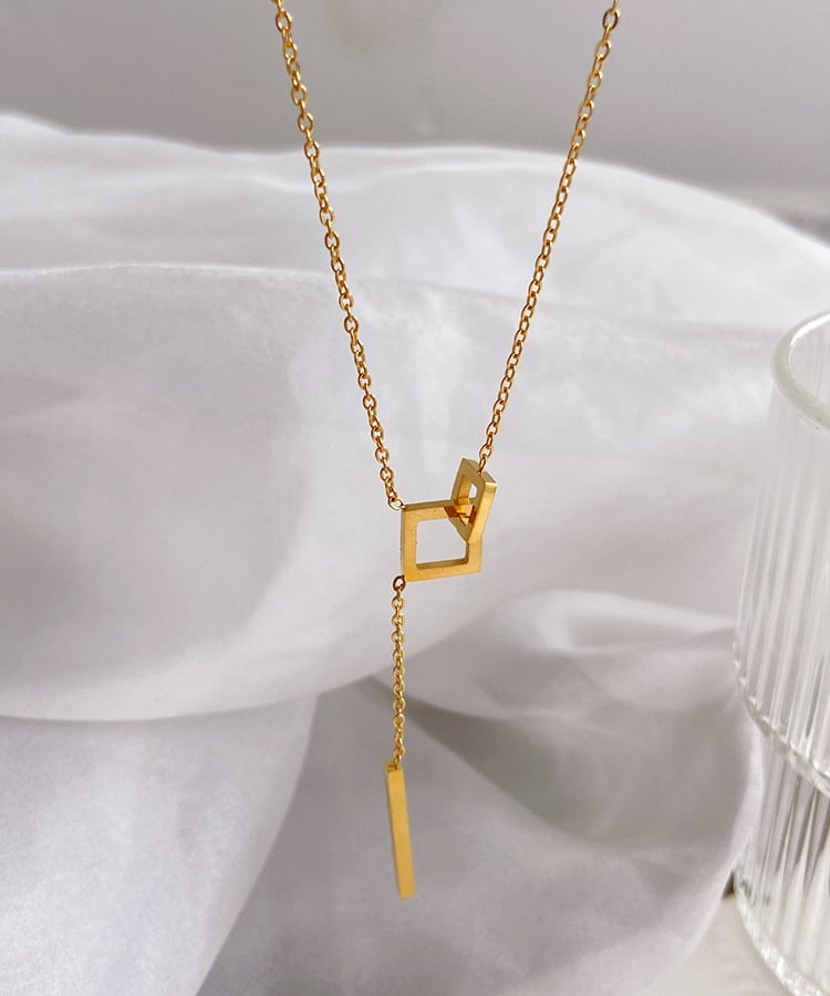 ダブルスクエアラリエットネックレス7